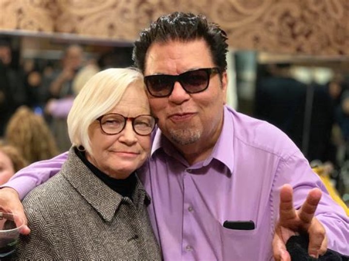 Unveiling The Enigmatic Donna: Ritchie Valens' Beloved Girlfriend