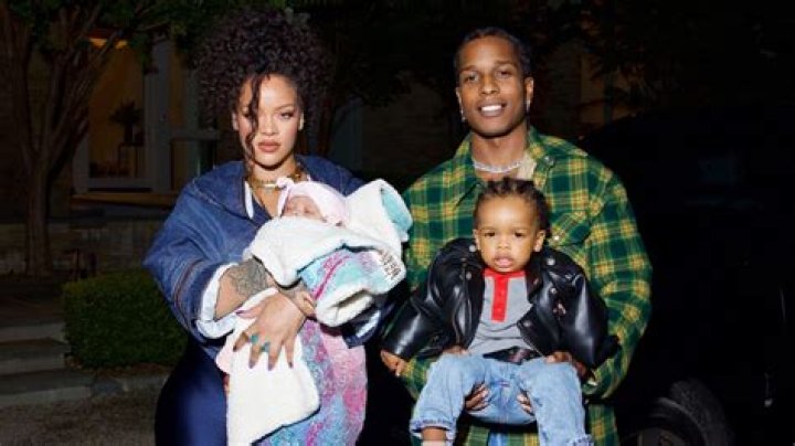 Unveiling The Sibling Bond: Rihanna's Family Ties Explored